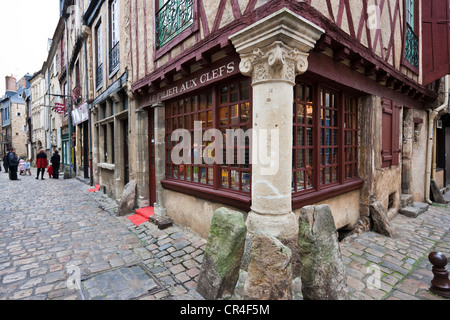 Francia, Sarthe, citta vecchia di Le Mans, le pilier aux Clefs, musica bookshop Foto Stock