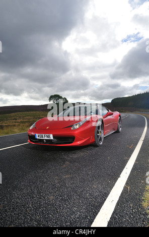 2011 Ferrari 458 Italia rosso supercar italiana Foto Stock