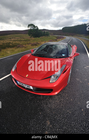 2011 Ferrari 458 Italia rosso supercar italiana Foto Stock