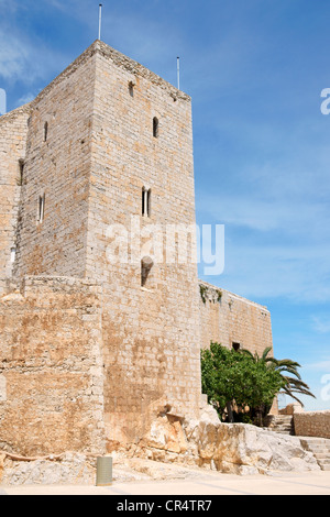 Vista del Papa Luna's Palace a Peniscola, provincia di Valencia, Spagna. Foto Stock