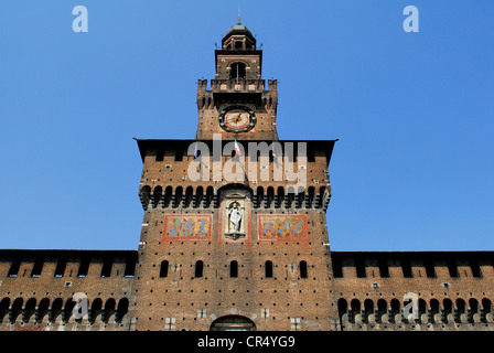 L'Italia, Lombardia, Milano Castello Sforzesco, costruito nel XV secolo dal Duca di Milano Francesco Sforza, Torre Foto Stock