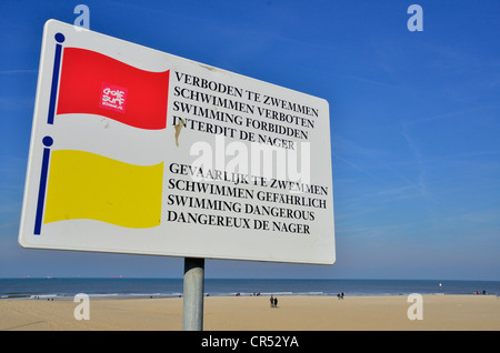 Nessun segno di nuoto sulla spiaggia di Scheveningen, Holland, Paesi Bassi, Europa Foto Stock