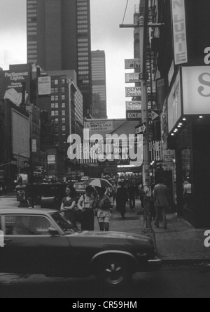 Foto Street, nel centro di New York, archiviazione di foto, Agosto 1981. Foto Stock