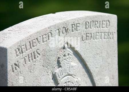 Un toccante iscrizione su una lapide in un allied ww1 cimitero sulla Somme, Francia Foto Stock