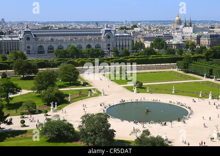 Francia, Parigi, i Giardini delle Tuileries e il Museo d' Orsay Foto Stock