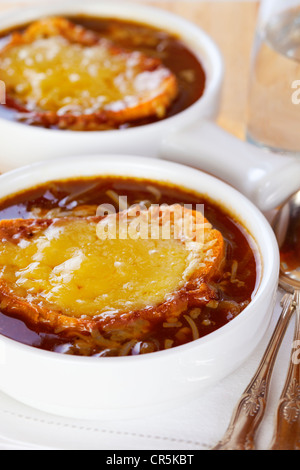 Famoso piatto francese, zuppa di cipolle Francese Foto Stock