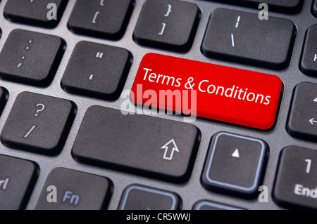 Messaggio sulla tastiera il tasto invio, per i termini e le condizioni dei concetti. Foto Stock