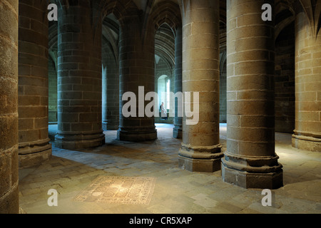 Francia, Manche, l'abbazia di Mont Saint Michel, patrimonio mondiale dell UNESCO, crypte des Gros Piliers (cripta di grandi pilastri) Foto Stock