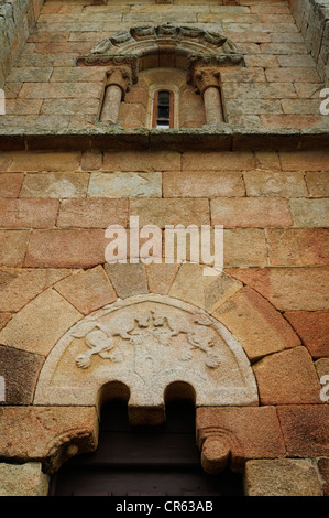 La chiesa romanica di San Pedro da Mezquita, un merca, Ourense, Galizia, Spagna. Foto Stock