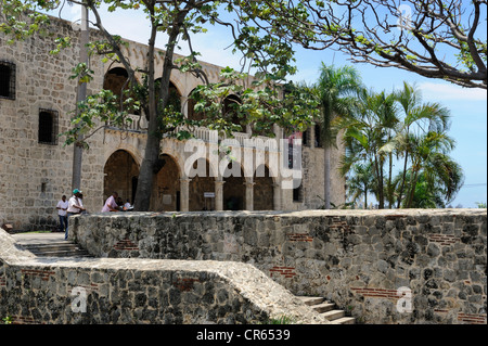 Alcázar de Colón palace sulla Plaza de Hispanidad, Santo Domingo, Repubblica Dominicana, dei Caraibi Foto Stock