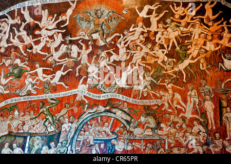 Il Perù, Provincia di Cuzco, Huaro, Chiesa coperta di dipinti barocchi e affreschi di scuola Cuzco del XVII e XVIII secolo, Foto Stock