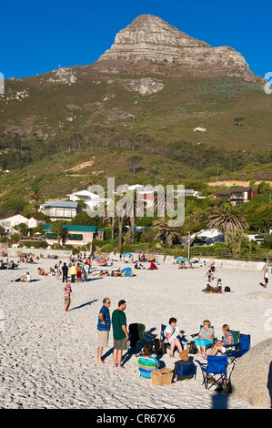 Sud Africa, Western Cape, Cape Town, il quartiere di Clifton, la spiaggia e la testa di leone mountain in background Foto Stock