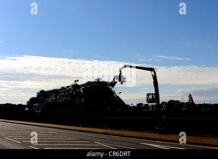 EMR rottame metallico breakers yard a Shoreham Harbour sito industriale SUSSEX REGNO UNITO Foto Stock