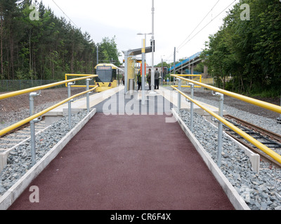 Oldham Mumps temporaneo arresto Metrolink. Oldham, Greater Manchester, Regno Unito Foto Stock