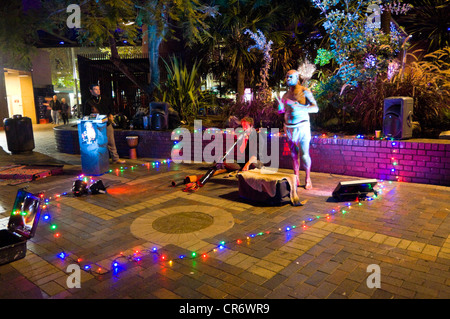 Suonatore ambulante aborigena, Sydney, Australia Foto Stock