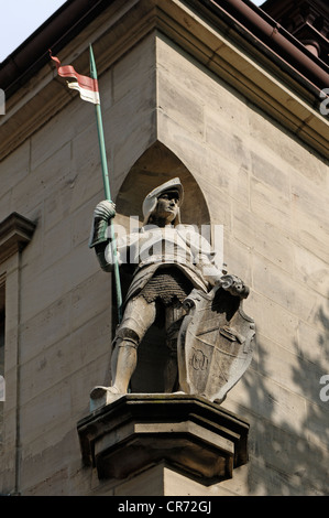 La scultura del cavaliere sul Ansbacher Casa, costruita nel 1898, il quartier generale del corpo Onoldia fraternità, Nuernberger Strasse 8 Foto Stock