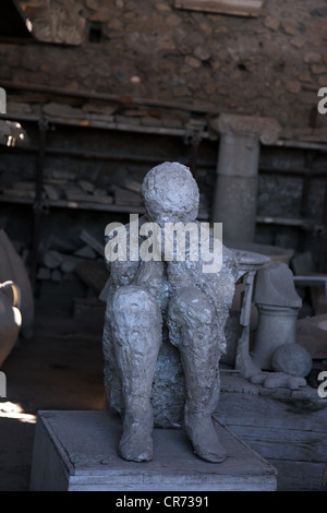 Calco in gesso di Pompei vittima, Pompei, Italia Foto Stock