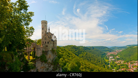 Schloss Castello di Lichtenstein vicino a Reutlingen, Svevo, Baden-Wuerttemberg, Germania, Europa PublicGround Foto Stock