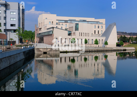 Francia, Bas Rhin, Strasburgo, lo sviluppo del port du Rhin (Reno del porto) e conversione del frangiflutti del Bassin Foto Stock