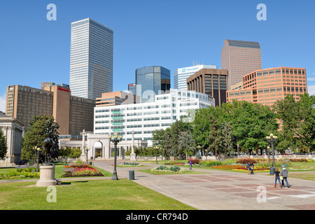 Alti edifici moderni presso il Centro Civico Park, Denver, Colorado, STATI UNITI D'AMERICA Foto Stock