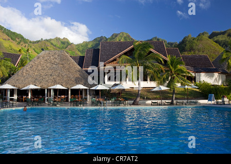 Francia, Polinesia francese, la società arcipelago, isole Windward, Moorea, Intercontinental Hotel, piscina Foto Stock