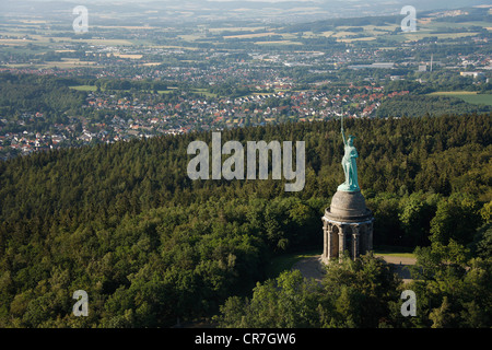 Vista aerea, Hermannsdenkmal, Hermann monumento, Foresta Turingia, Ostwestfalen-Lippe, Westfalia est, Renania settentrionale-Vestfalia Foto Stock