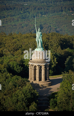 Vista aerea, Hermannsdenkmal, Hermann monumento, Foresta Turingia, Ostwestfalen-Lippe, Westfalia est, Renania settentrionale-Vestfalia Foto Stock