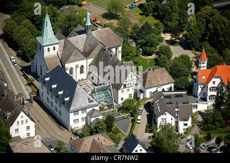 Vista aerea, Wedinghausen Monastero, Arnsberg, Sauerland, Renania settentrionale-Vestfalia, Germania, Europa Foto Stock