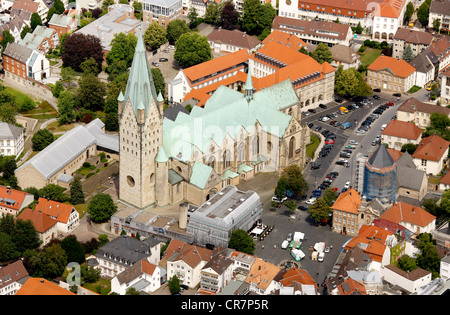 Vista aerea, cattedrale di Paderborn, Paderborn, Westfalia, Renania settentrionale-Vestfalia, Germania, Europa Foto Stock