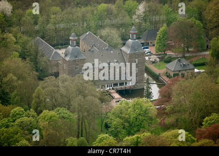 Vista aerea, Schloss Hugenpoet moated castle, Stella Ristorante e hotel castello, Essen-Kettwig, Essen, Ruhrgebiet regione Foto Stock