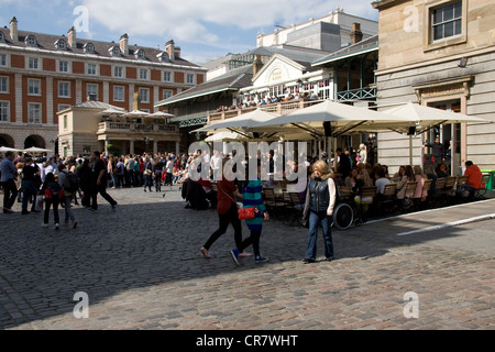 Mercato di Covent Garden ristorante alfresco Foto Stock