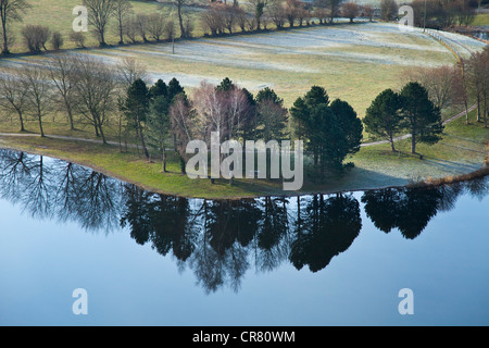 Francia, Calvados, St Manvieu Bocage, Dathee Diga lago (vista aerea) Foto Stock