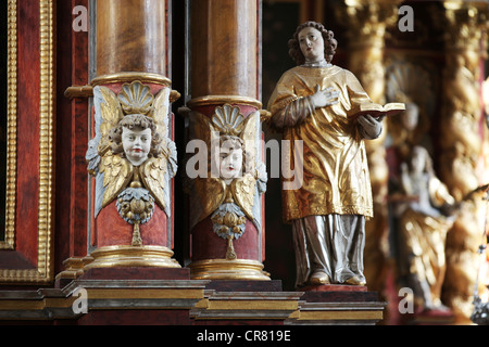Angelo, Chiesa abbaziale, ex abbazia e castello di Corvey in Hoexter, Weserbergland, Renania settentrionale-Vestfalia, Germania, Europa Foto Stock