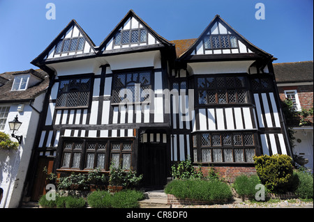 Un vecchio stile Tudor House di Mermaid Street, segala Foto Stock