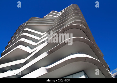 Architettura moderna e Marco Polo, Torre di HafenCity, porto di Amburgo, città anseatica di Amburgo, Germania, Europa Foto Stock