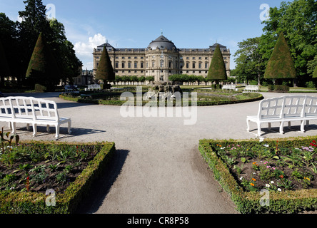 Residenza di Würzburg, lato sud cortile con fontana, bassa Franconia, Baviera, Germania, Europa Foto Stock