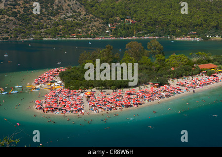 Oeluedeniz vicino a Fethiye, Costa Turca dell'Egeo, Turchia Foto Stock