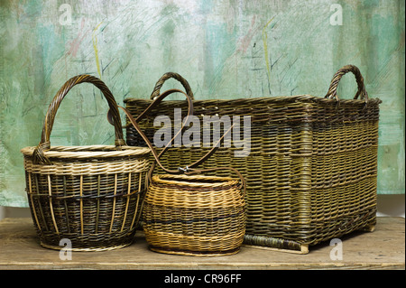 Willow cestini da bassa Franconia, tessuti a mano da diversi tipi di willow Foto Stock