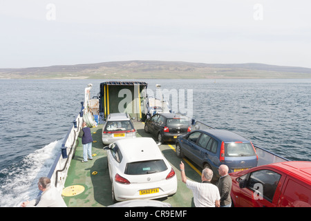 Il Tingwall Rousay traghetti Orkney Isles, Scozia. il traghetto per auto andando a Rousay Foto Stock
