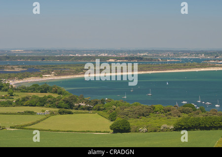 Studland beach vista su tutta la baia da Ballard giù sul bellissimo giugno giorno di estate Foto Stock