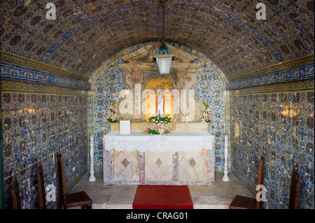 Fortezza da Ponta da Bandeira, tipico Portugese cappella decorata con piastrelle di ceramica in Fortaleza da Ponta da Bandeira Foto Stock