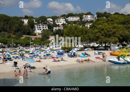 Spiaggia, Cala Galdana, Menorca, isole Baleari, Spagna, Europa Foto Stock