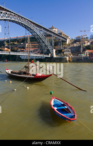 Maria Pia ponte del Rio fiume Douro, Porto, Portogallo, Europa Foto Stock