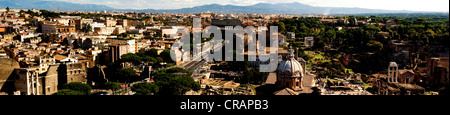 Vista panoramica del centro storico di Roma, Italia Foto Stock