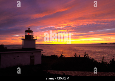 Faro al tramonto sul Grand Manan Island New Brunswick Canada Foto Stock