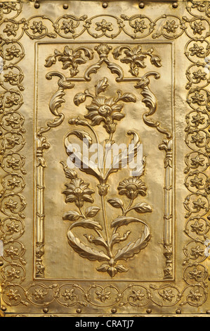 Decorazioni in oro, Harmandir Sahib o Tempio d'oro, Sikh santuario, Amritsar Punjab, Nord India, India, Asia Foto Stock