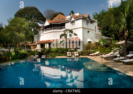 Piscina, Heritage Hotel Taj West End, Bangalore, Karnataka, India India del Sud, Asia Foto Stock