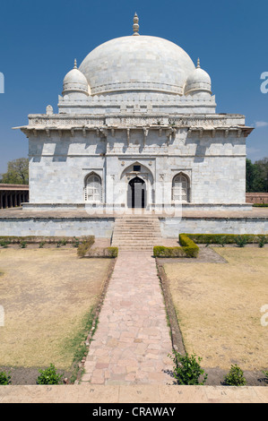 Mausoleo di marmo, la tomba di Hoshang Shah, Mandu, Madhya Pradesh, India del Nord, India, Asia Foto Stock