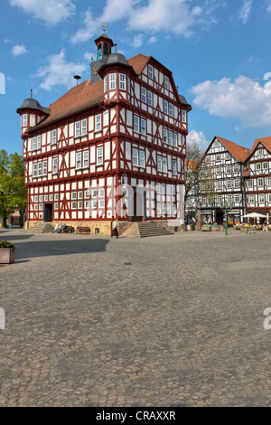 Piazza del Mercato e il Municipio, Melsungen, Hesse, Germania, Europa PublicGround Foto Stock