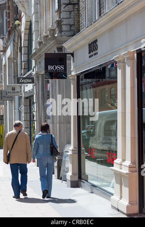 Hugo Boss store, Bond Street, Londra, Regno Unito. Foto Stock